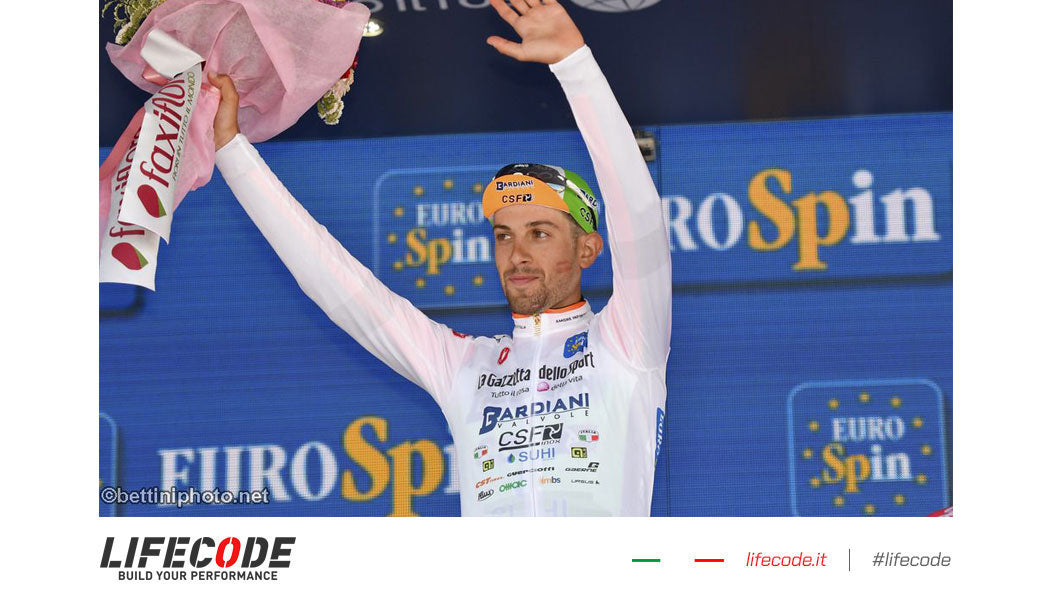 GIRO: CARBONI VESTE LA MAGLIA BIANCA DI MIGLIOR GIOVANE